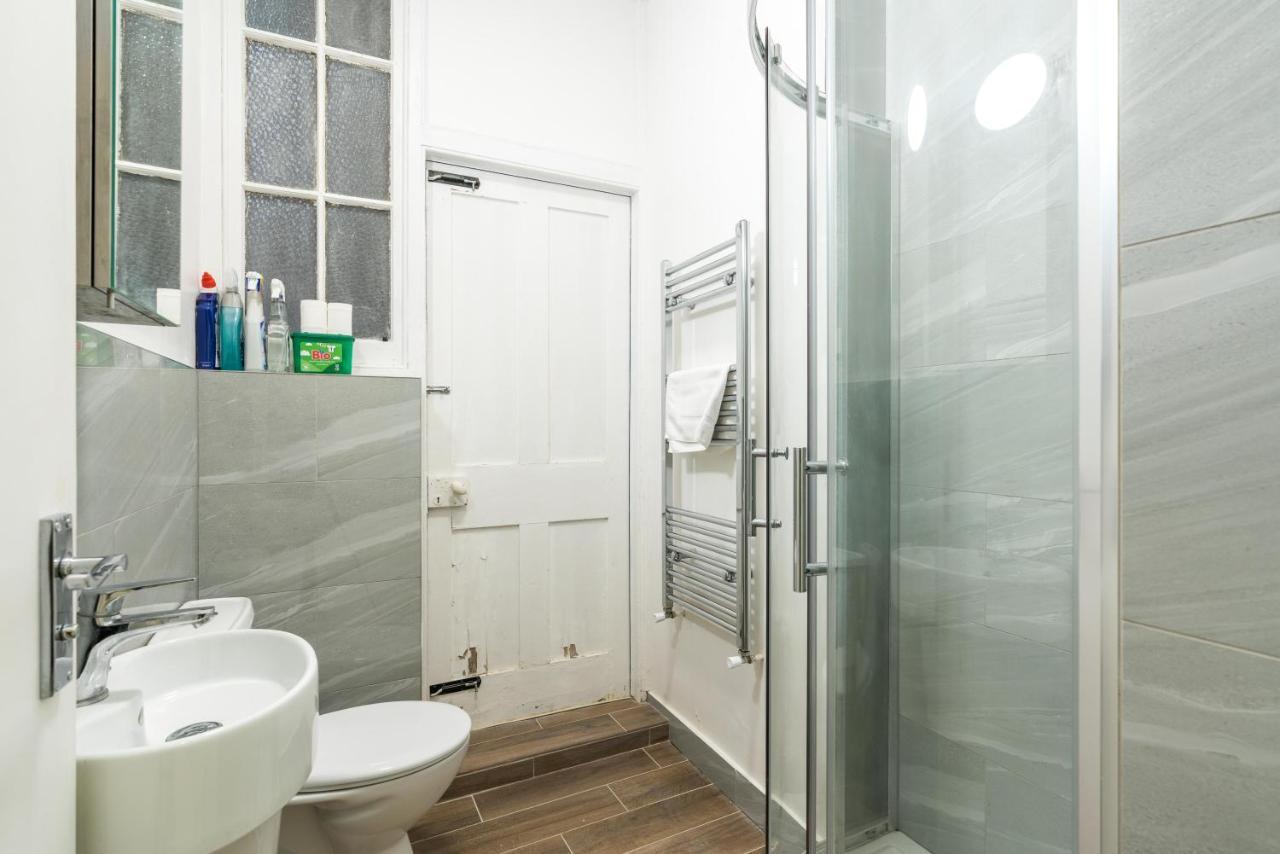 Chic & Cozy: South Kensington Studio Londen Buitenkant foto